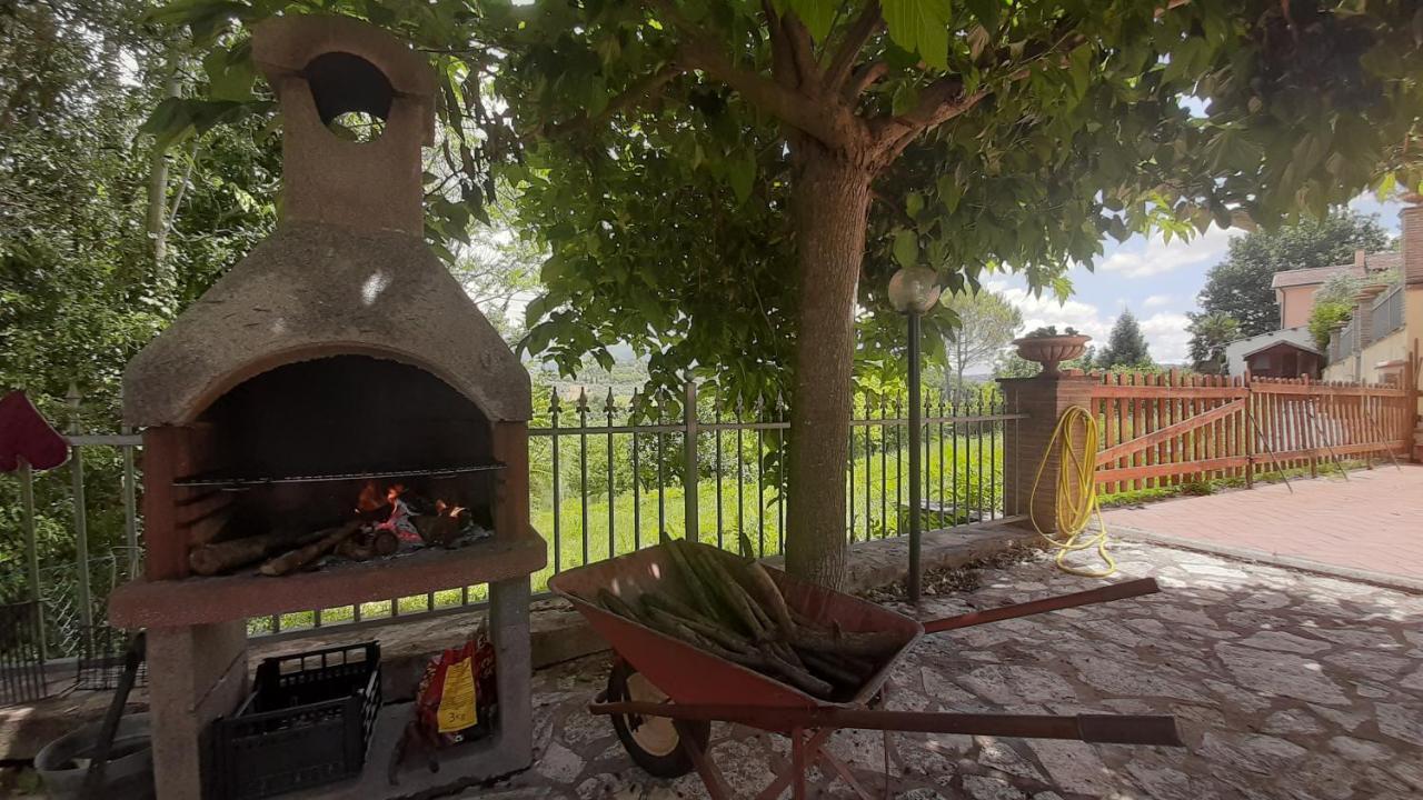 Villa Pacchini Poggio Mirteto Bagian luar foto