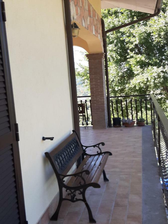 Villa Pacchini Poggio Mirteto Bagian luar foto